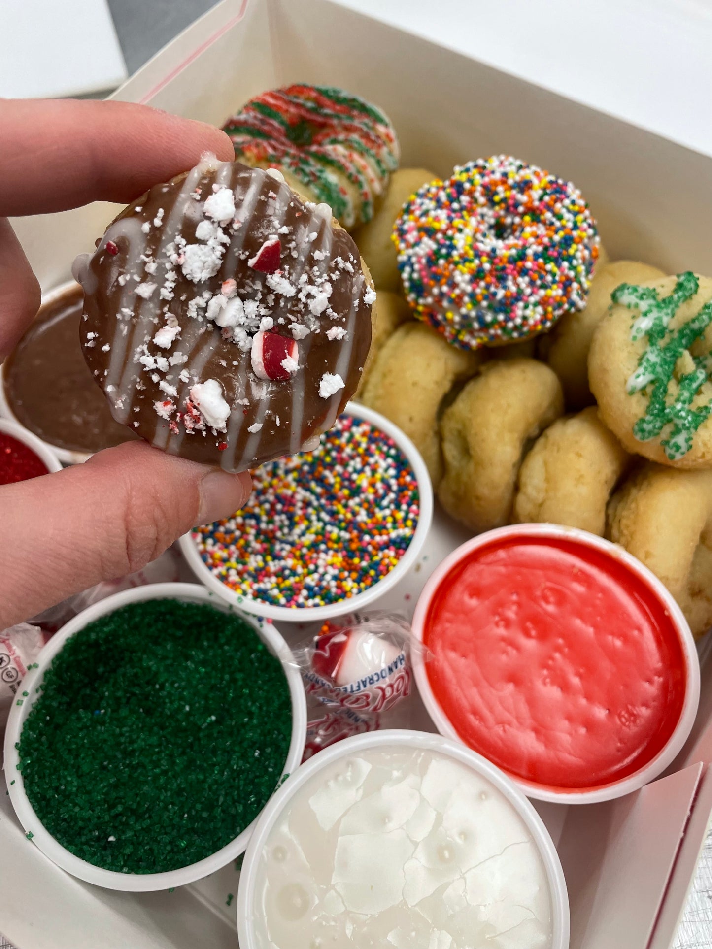 Yonutz Gluten Free Mini Donut Decorating Kit (FREE SHIPPING)